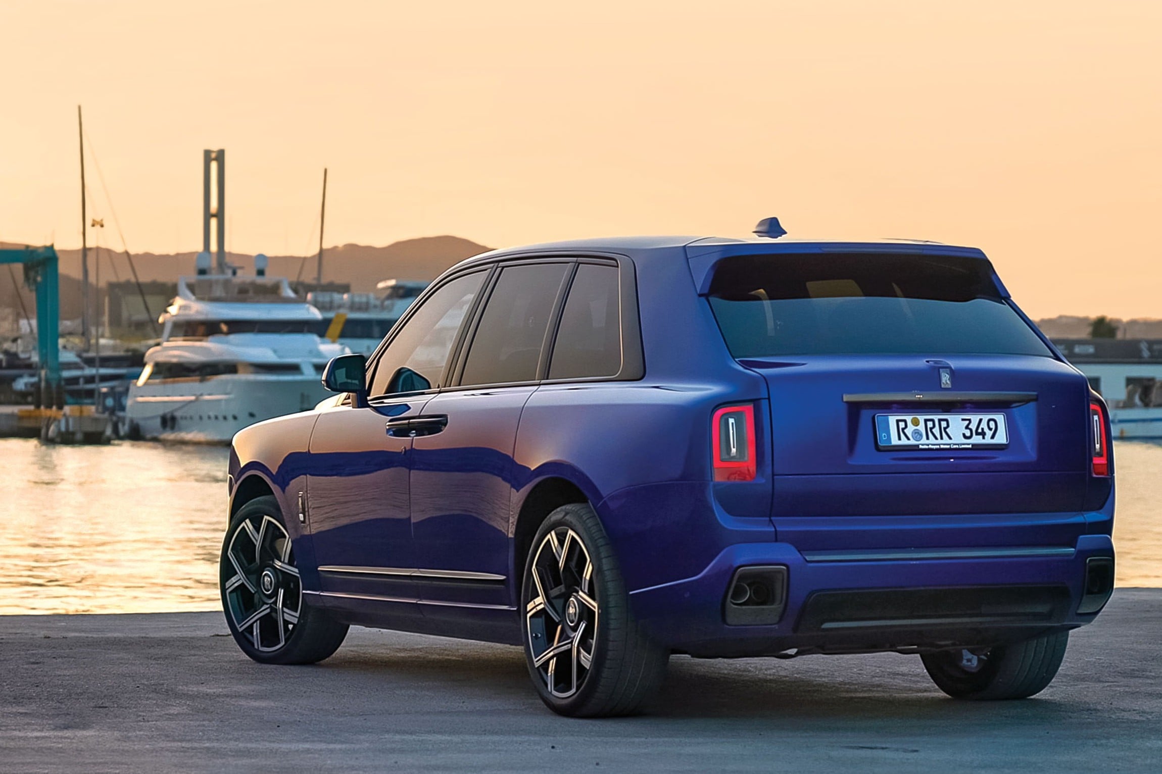 rolls royce cullinan black badge in field
